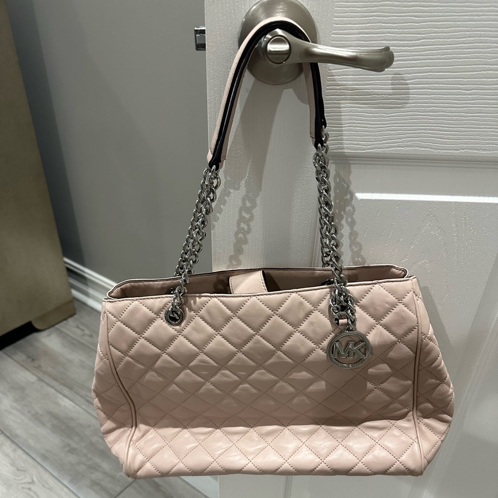 Michael Kors, quilted ballerina pink tote